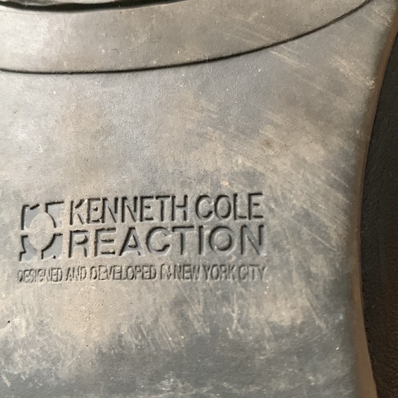 Kenneth Cole Reaction Suede Black Loafers sz 9 Good Condition - Picture 9 of 10